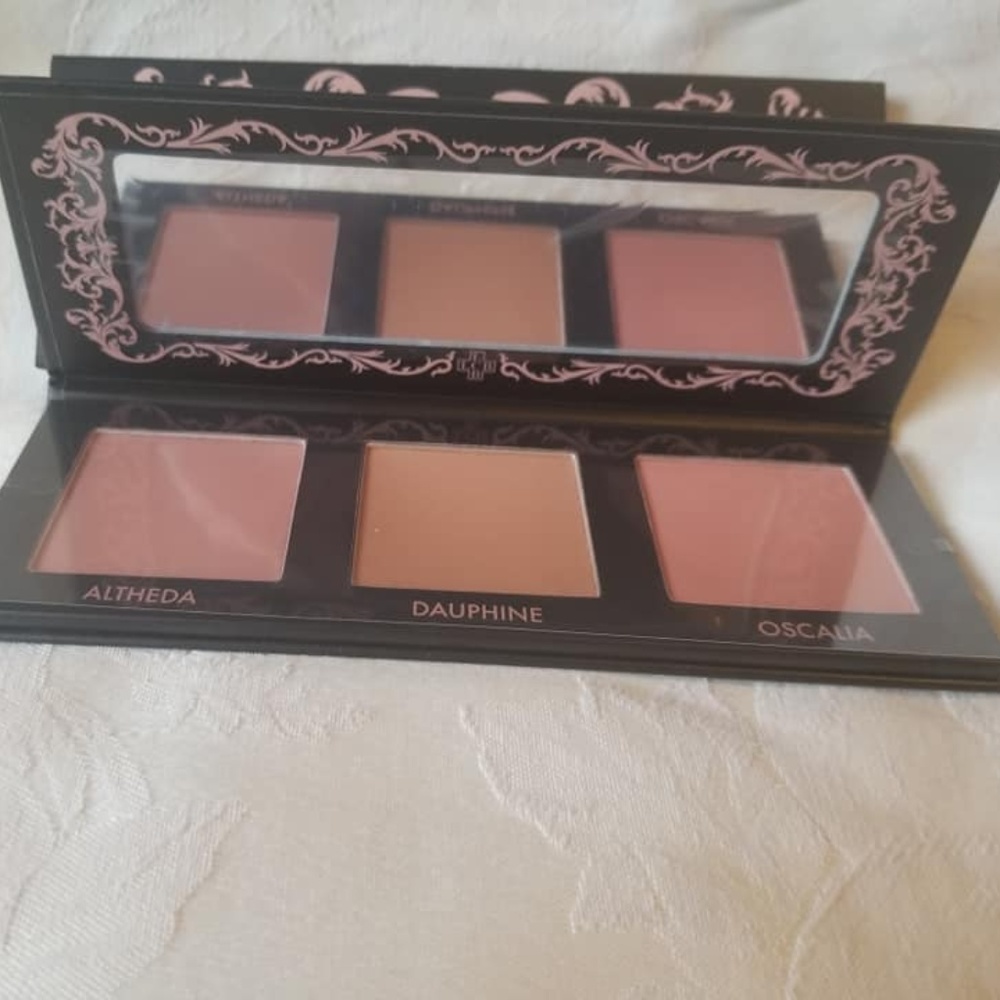 Love Craft Beauty Blush Palette